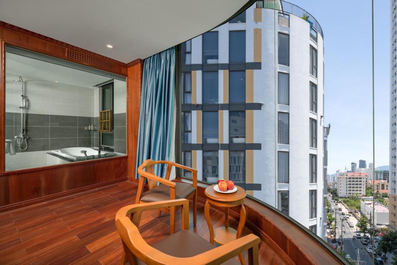 Monalisa Luxury Hotel Đà Nẵng Extérieur photo
