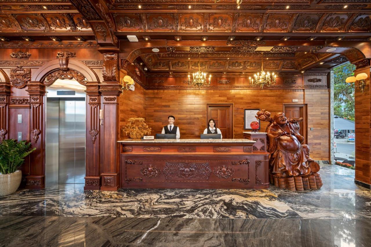 Monalisa Luxury Hotel Đà Nẵng Extérieur photo