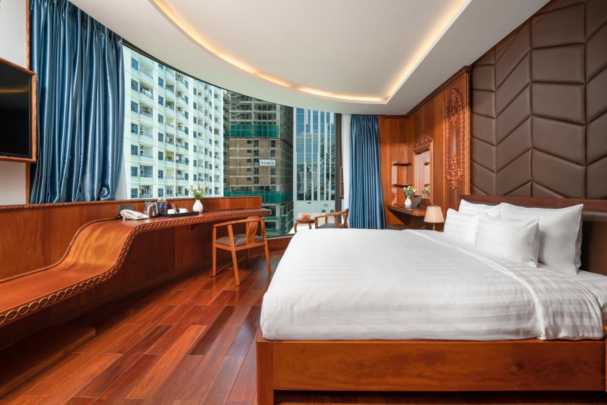 Monalisa Luxury Hotel Đà Nẵng Extérieur photo