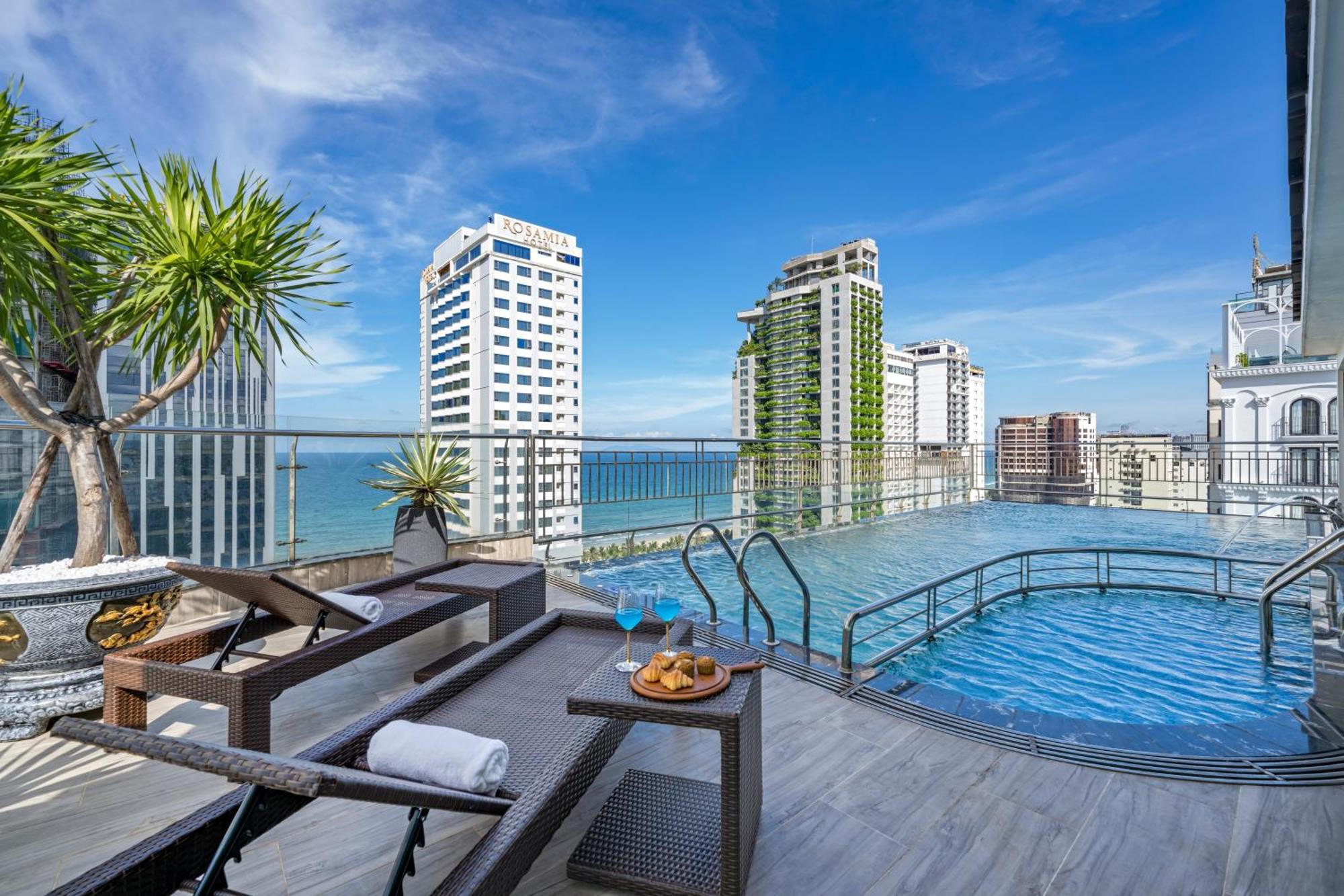 Monalisa Luxury Hotel Đà Nẵng Extérieur photo