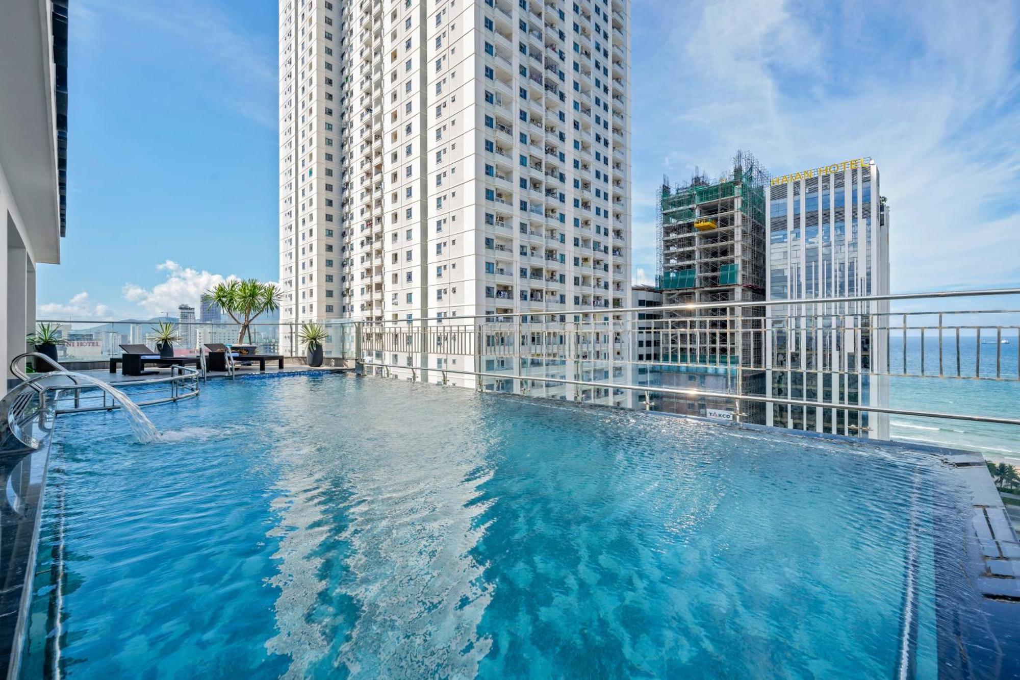 Monalisa Luxury Hotel Đà Nẵng Extérieur photo